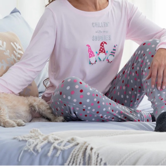 Rene Rofe Other - Sleepwear by René Rolfé
